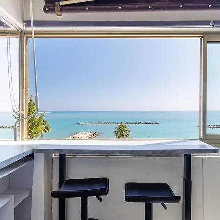 Διαμέρισμα Sea View- Beach- Chic & Air-conditioned Saint-Laurent-du-Var