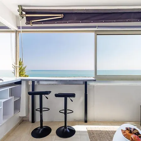 Sea View- Beach- Chic & Air-conditioned * Saint-Laurent-du-Var